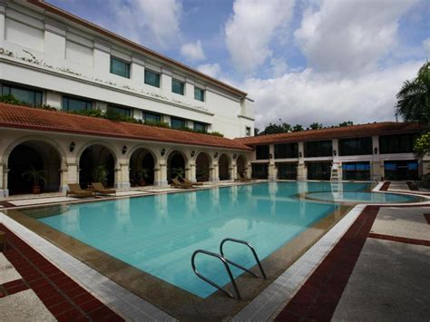 cebu waterfront airport hotel.